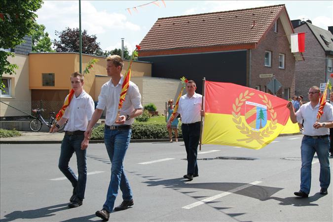 image 100