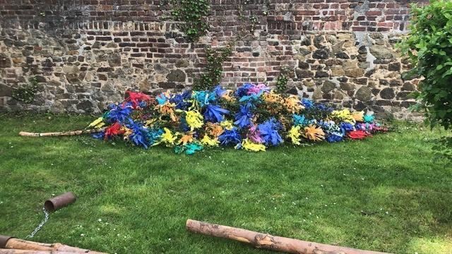 062BC894-EB33-473B-97C9-12B3540372F6